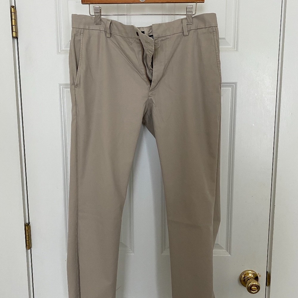 Banana Republic Aiden Chino